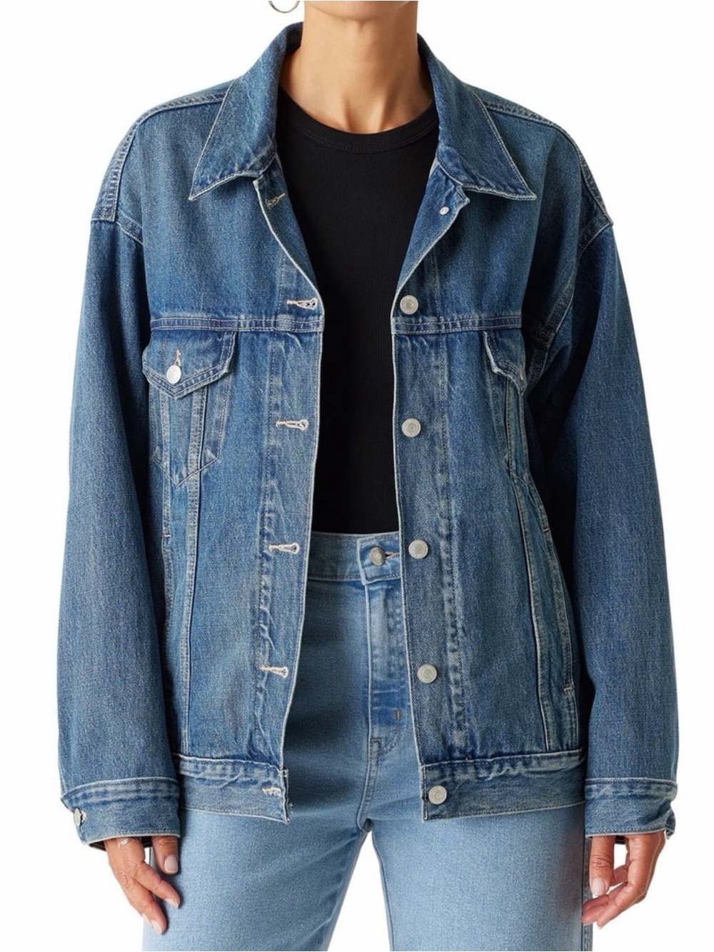 Levi Strauss Signature Women’s Loose Trucker Denim Jacket - Women’s Large NWT
